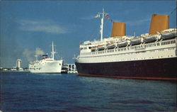 Cruise Ships Fort Lauderdale, FL Postcard Postcard