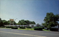 40 East Motel, 1430 Dual Highway Postcard