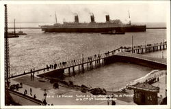 Le Havre Sortie Du Transatlantique Boats, Ships Postcard Postcard