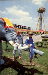 South Of The Border, U. S. Highways 301 - 501 South Carolina Postcard Postcard