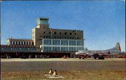 Murphy Terminal At Bradley Field Postcard