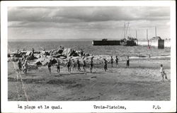 La Plage Et Le Quai Teois-Pistoles, PQ Canada Quebec Postcard Postcard