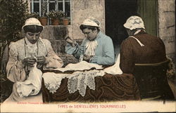 Types De Dentellieres Tourangelles Postcard