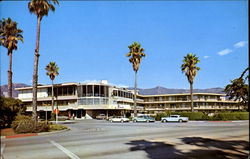 Santa Barbara Inn, Cabillo Blvd. Milpas St California Postcard Postcard