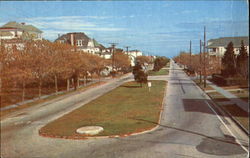 Central Ave Boulevard Looking North Wildwood-By-The-Sea, NJ Postcard Postcard