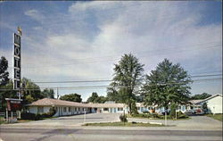 Travelier Motel, 6830 South Cedar, On US 127 at I-96 Intersection Lansing, MI Postcard Postcard