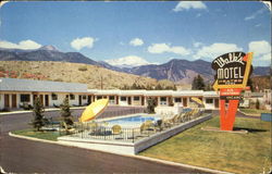 Walk's Motel, 45 Manitou Ave. Highway US 24 West Manitou Springs, CO Postcard Postcard