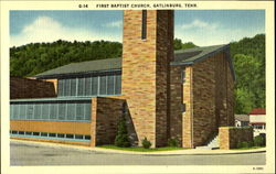 G-14 First Baptist Church, Gatlinburg, Tenn Postcard