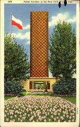 Polish Pavilion at the New York World's Fair Postcard