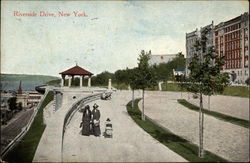 Riverside Drive Postcard