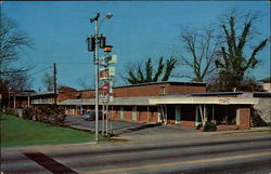 Sexton's Uptown Motel Postcard