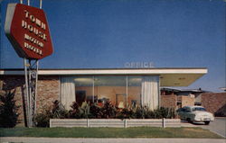 Town House Motel Hotel Postcard