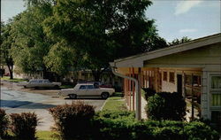 Douglas Inn Motel Postcard