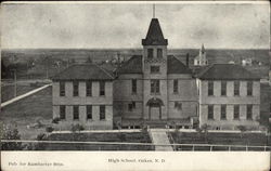 High School, Oakes, N. D North Dakota Postcard Postcard