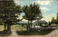 Entrance to Bethlehem Country Club Golf Links Postcard