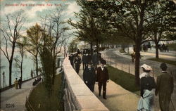 Riverside Park and Drive Postcard