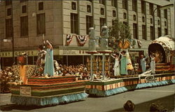 Beautiful Aquatennial Parade Minneapolis, MN Postcard Postcard