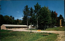 New Norway Pines Motel Escanaba, MI Postcard Postcard