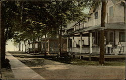 Ash St. Looking North, Linwood Park Postcard