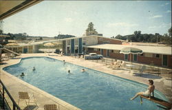 Howard Johnson's Motor Lodge Postcard