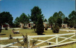 Oak View Motel Colonial Heights, VA Postcard Postcard