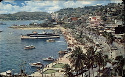 Costera Miguel Aleman y7 Muelle de Acapulco Postcard