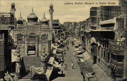 Golden Mosque in Dobbi Bazar Lahore, Pakistan Postcard Postcard