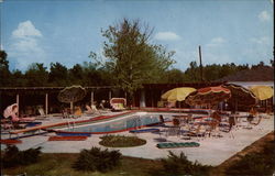 Pool Scene, Bellemont Motor Hotel and Restaurant Postcard