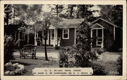 U.S. De Luxe Hotel Cabins near Harrisburg Postcard