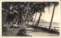 Diamond Head from Halekulani Hotel Honolulu, HI Postcard Postcard