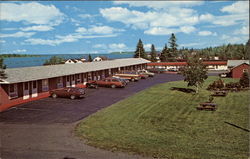 Bella Vista Motel Copper Harbor, MI Postcard Postcard