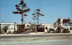 Lloyd's Motor Hotel & Lloyd's Restaurant Postcard