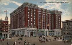 Hotel Pantlind Postcard