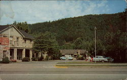 E.B. Reagan's Motel and Cottages Gatlinburg, TN Postcard Postcard