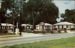 Garden Court Daytona Beach, FL Postcard Postcard