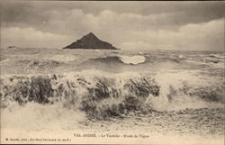 Val-André: Le Verdelet, Etude de Vague France Postcard Postcard