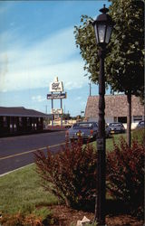 Bay Motel Green Bay, WI Postcard Postcard