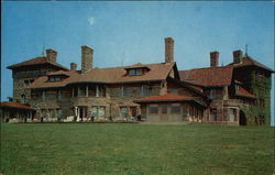 Beautiful Shamrock Cliff Hotel Newport, RI Postcard Postcard