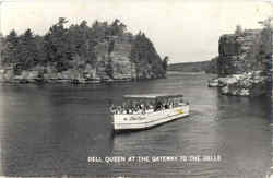 Dell Queen At The Gateway To The Dells Boats, Ships Postcard Postcard