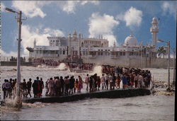 Pathway to Hajiali Dargah Mumbai, India Postcard Postcard