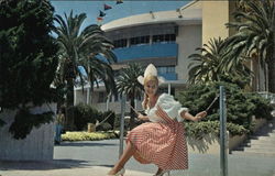 Traditional Goose Girl, Hollywood Park Postcard