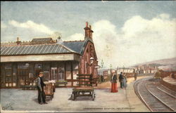 Craigendoran Station Helensburgh, Scotland Postcard Postcard