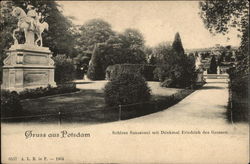 Schloss Sanssouci mit Denkmal Friedrich des Grossen Postcard