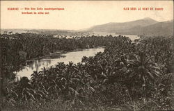 Huanine - Vue des îlots madréporiques bordant la côte est. Huahine, French Polynesia South Pacific Postcard Postcard