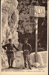 Douaniers français et italiens à la frontière Menton, France Postcard Postcard