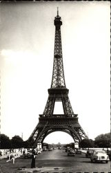 La Tour Eiifel et Le Pont d'Iena Postcard