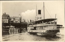 Le Port, arrivée du Vapeur " Savoie". LL Évian-les-Bains, France Postcard Postcard