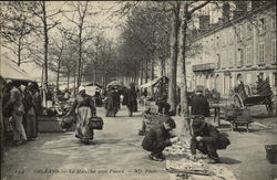 Le Marche aux Puces Orleans, France Postcard Postcard