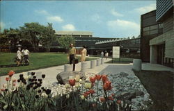 Main Campus, Sheridan College of Applied Arts and Technology, Trafalgar Road Oakville, ON Canada Ontario Postcard Postcard