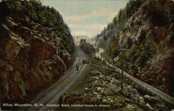 Crawford Notch, Crawford House in Distance Postcard